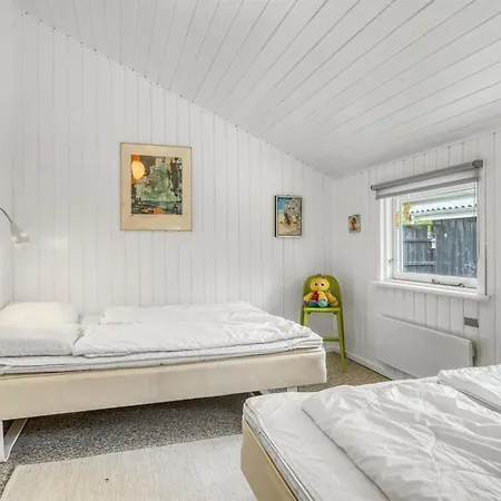 Holiday home Eske - 200m To The Fjord By Interhome Aabybro